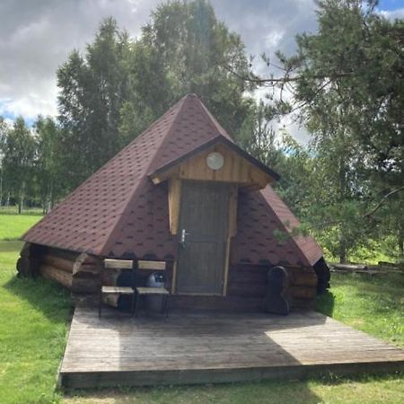 ホテル Kakulaane Tourism Farm Laukula エクステリア 写真